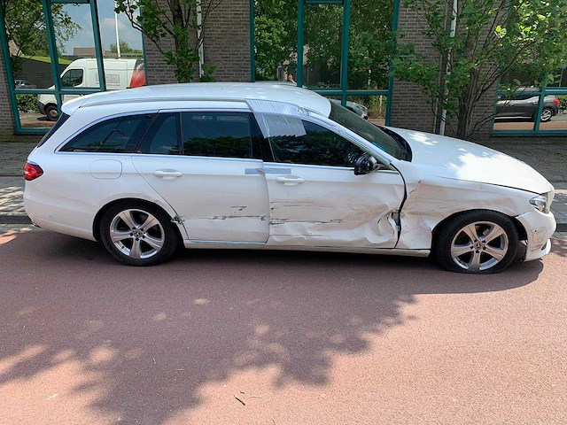 Mercedes-benz - 2018 - e-klasse estate - 200 d - ts-201-n - afbeelding 24 van  28