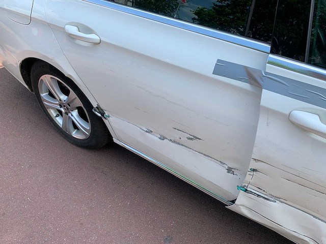 Mercedes-benz - 2018 - e-klasse estate - 200 d - ts-201-n - afbeelding 26 van  28