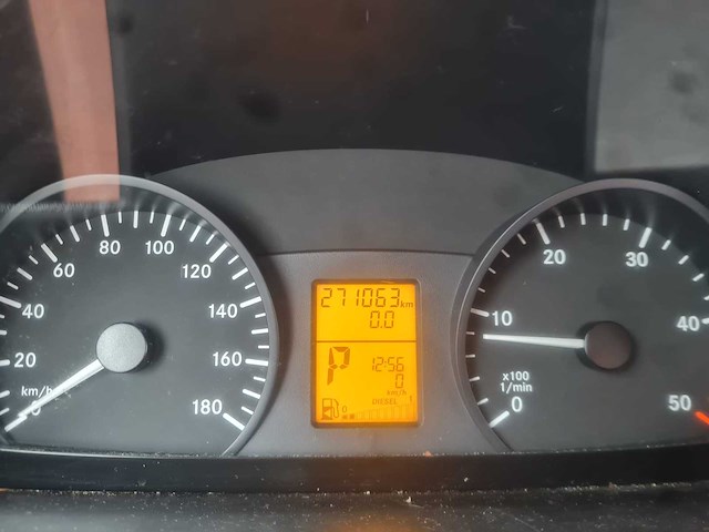 Mercedes-benz - 2018 - sprinter - 214 2.2 bt 366 hd - sl-680-k - afbeelding 8 van  16