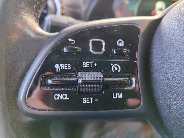 Mercedes-benz - 2019 - a-klasse - 200 - automaat - personenauto - afbeelding 16 van  16