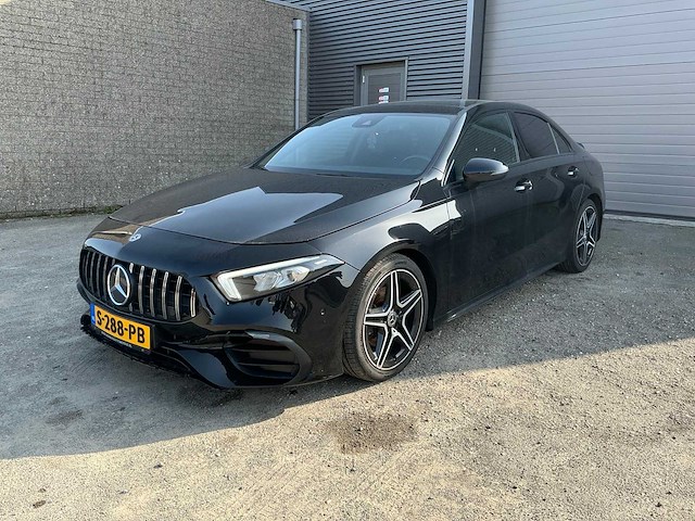 Mercedes-benz - 2019 - a-klasse - 200 launch ed pr. - personenauto (s-288-pb) - afbeelding 1 van  35