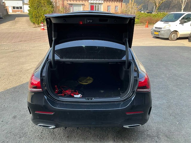Mercedes-benz - 2019 - a-klasse - 200 launch ed pr. - personenauto (s-288-pb) - afbeelding 15 van  35