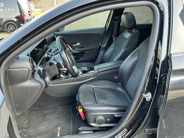 Mercedes-benz - 2019 - a-klasse - 200 launch ed pr. - personenauto (s-288-pb) - afbeelding 34 van  35