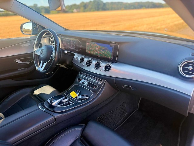 Mercedes-benz - 2019 - e-klasse estate - 200 bns sol. - g-870-sl - personenauto - afbeelding 2 van  21