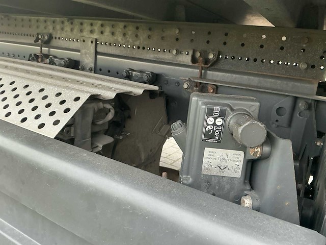 Mercedes-benz - 2020 - 967pkx2 - vrachtwagen - afbeelding 17 van  55