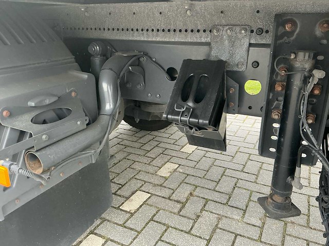 Mercedes-benz - 2020 - 967pkx2 - vrachtwagen - afbeelding 30 van  55