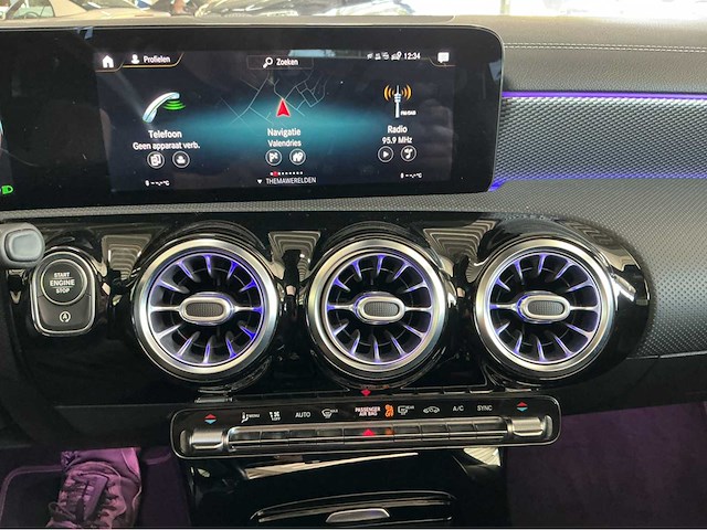 Mercedes-benz - 2020 - cla-klasse shooting brake - 200 bns sol. luxury - marge auto - afbeelding 11 van  39