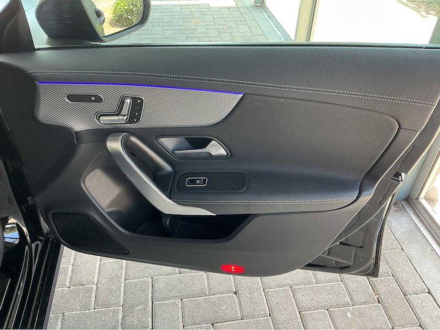 Mercedes-benz - 2020 - cla-klasse shooting brake - 200 bns sol. luxury - marge auto - afbeelding 17 van  39