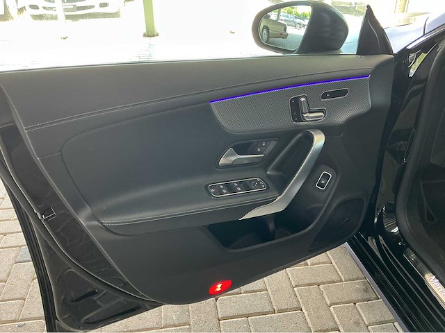 Mercedes-benz - 2020 - cla-klasse shooting brake - 200 bns sol. luxury - marge auto - afbeelding 29 van  39