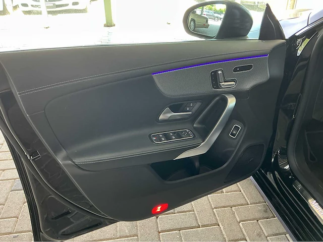 Mercedes-benz - 2020 - cla-klasse shooting brake - 200 bns sol. luxury - marge auto - afbeelding 29 van  39