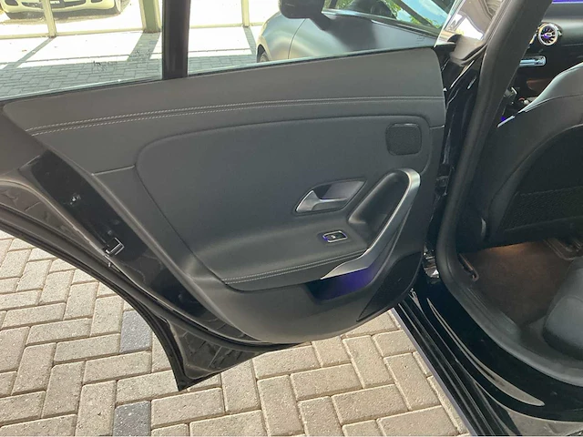 Mercedes-benz - 2020 - cla-klasse shooting brake - 200 bns sol. luxury - marge auto - afbeelding 26 van  39