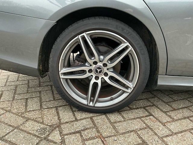 Mercedes-benz - 2020 - e-klasse - 220 d bns sol. - personenauto - afbeelding 4 van  28
