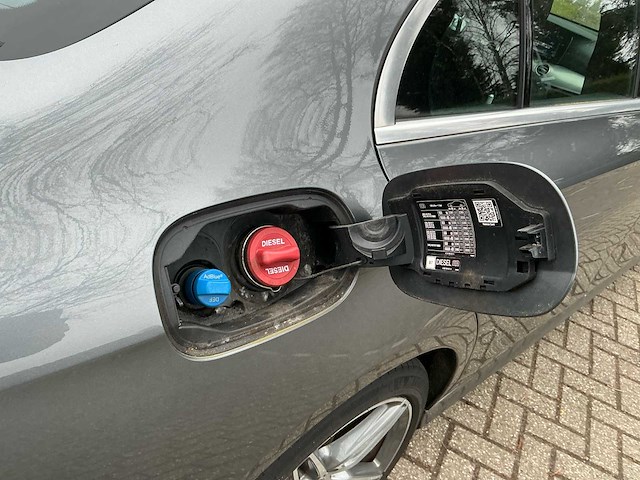 Mercedes-benz - 2020 - e-klasse - 220 d bns sol. - personenauto - afbeelding 18 van  28