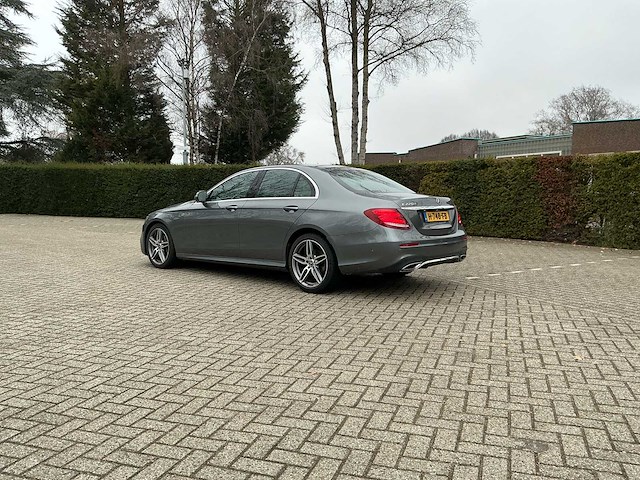 Mercedes-benz - 2020 - e-klasse - 220 d bns sol. - personenauto - afbeelding 23 van  28