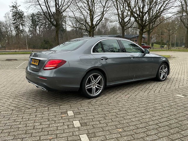 Mercedes-benz - 2020 - e-klasse - 220 d bns sol. - personenauto - afbeelding 25 van  28