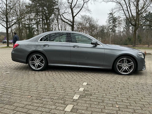 Mercedes-benz - 2020 - e-klasse - 220 d bns sol. - personenauto - afbeelding 26 van  28