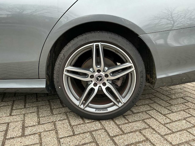 Mercedes-benz - 2020 - e-klasse - 220 d bns sol. - personenauto - afbeelding 3 van  29