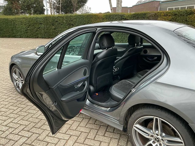 Mercedes-benz - 2020 - e-klasse - 220 d bns sol. - personenauto - afbeelding 15 van  29