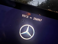 Mercedes-benz - 2021 - a-klasse - 200 d amg line - p-165-dk - afbeelding 2 van  11