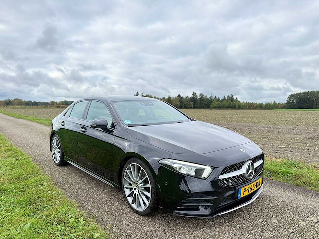Mercedes-benz - 2021 - a-klasse - 200 d amg line - p-165-dk - afbeelding 7 van  13