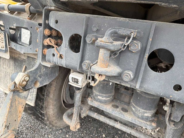 Mercedes-benz - 2021 - arocs 4145 - vrachtwagen - afbeelding 4 van  23