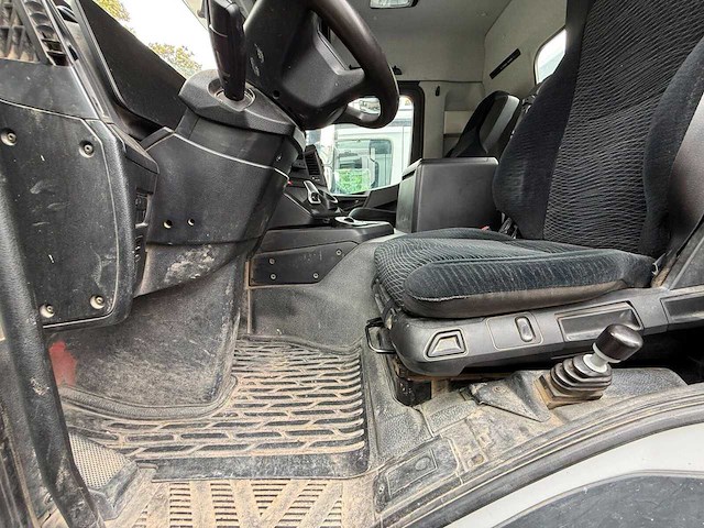 Mercedes-benz - 2021 - arocs 4145 - vrachtwagen - afbeelding 11 van  23