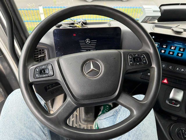 Mercedes-benz - 2021 - arocs 4145 - vrachtwagen - afbeelding 23 van  23
