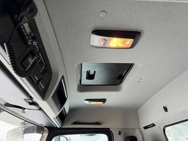 Mercedes-benz - 2021 - arocs 4145 - vrachtwagen - afbeelding 8 van  24