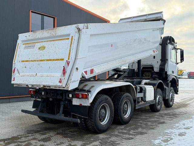 Mercedes-benz - 2021 - arocs 4145 - vrachtwagen - afbeelding 23 van  24