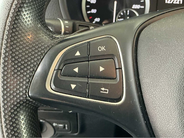 Mercedes-benz - 2021 - vito tourer - 114 cdi select lang - 9 persoons dubbelen schuifdeuren - afbeelding 27 van  44