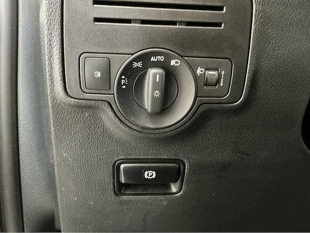 Mercedes-benz - 2021 - vito tourer - 114 cdi select lang - 9 persoons dubbelen schuifdeuren - afbeelding 30 van  44