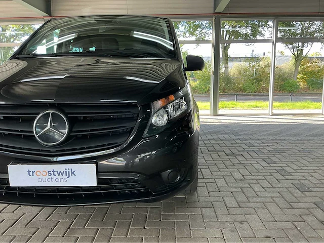 Mercedes-benz - 2021 - vito tourer - 114 cdi select lang - 9 persoons dubbelen schuifdeuren - afbeelding 34 van  44