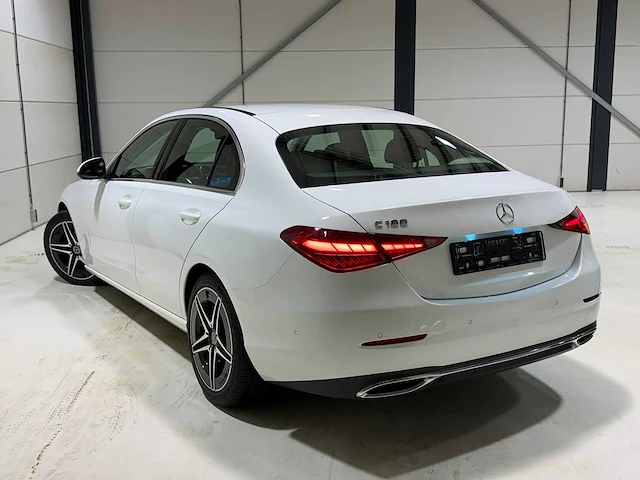 Mercedes-benz - 2022 - c-klasse - 180 amg line - automaat - personenauto - afbeelding 15 van  21