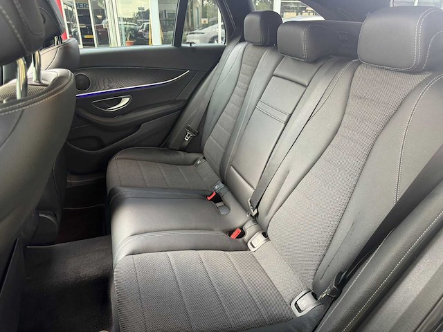Mercedes-benz - 2022 - e-klasse estate - 300 e excl. l. - personenauto - afbeelding 7 van  30