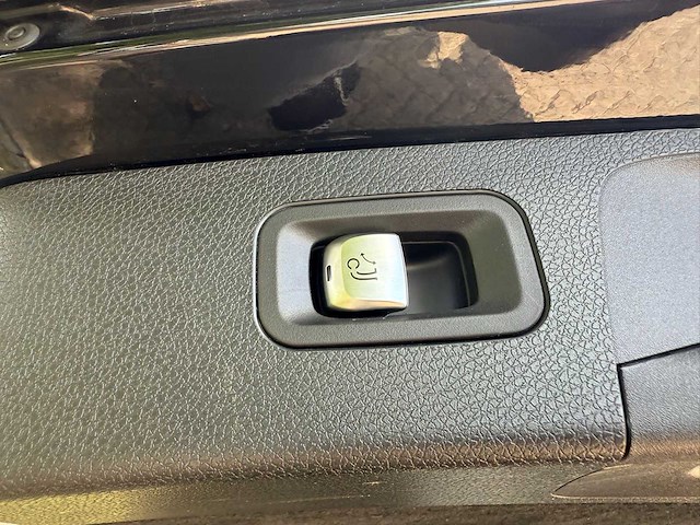 Mercedes-benz - 2022 - e-klasse estate - 300 e excl. l. - personenauto - afbeelding 22 van  30