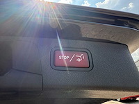 Mercedes-benz - 2022 - e-klasse estate - 300 e excl. l. - personenauto - afbeelding 24 van  30