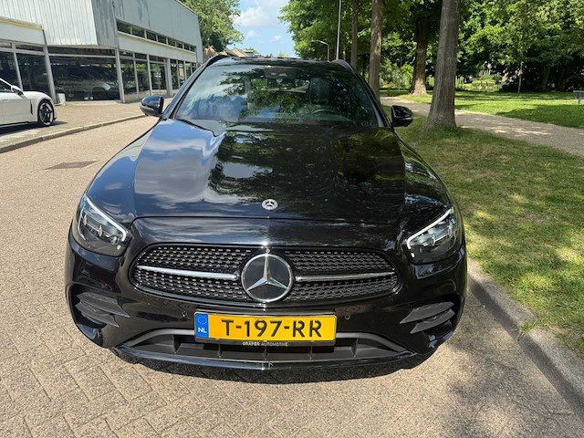 Mercedes-benz - 2022 - e-klasse estate - 300 e excl. l. - personenauto - afbeelding 28 van  30