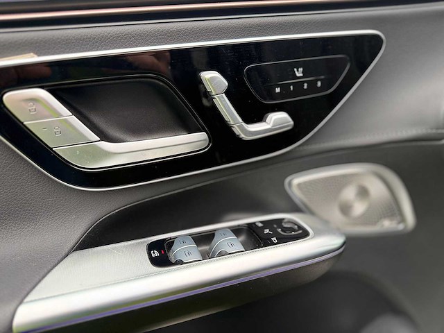 Mercedes-benz - 2022 - eqe - 350+ long range - t-326-vg - 34000 km - afbeelding 5 van  16