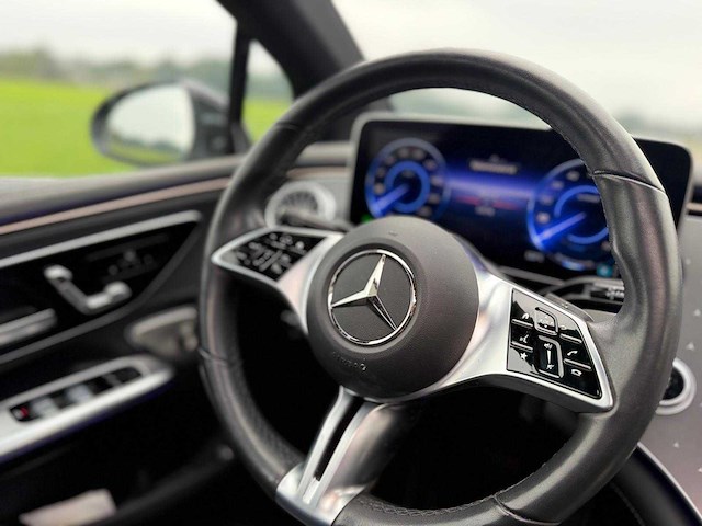 Mercedes-benz - 2022 - eqe - 350+ long range - t-326-vg - 34000 km - afbeelding 3 van  15