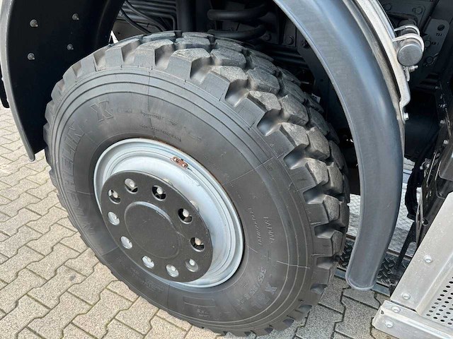 Mercedes-benz - 2022 - unimog 435 - vrachtwagen - afbeelding 6 van  30