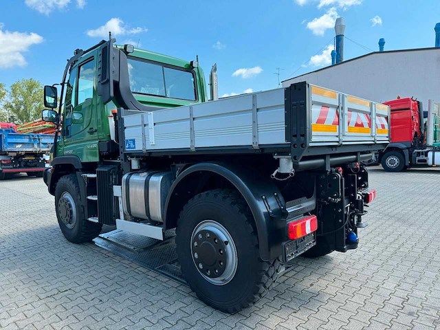 Mercedes-benz - 2022 - unimog 435 - vrachtwagen - afbeelding 28 van  30
