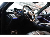 Mercedes benz - 2024 - maybach - s680 - personenauto - afbeelding 27 van  37