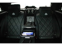 Mercedes benz - 2024 - maybach - s680 - personenauto - afbeelding 32 van  37