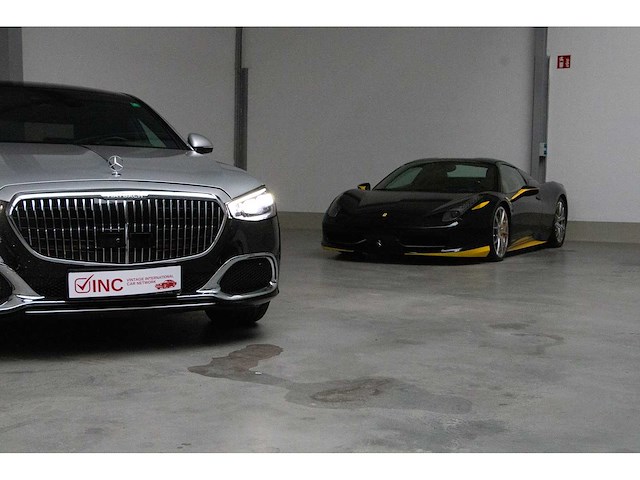 Mercedes benz - 2024 - maybach - s680 - personenauto - afbeelding 8 van  37