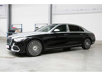 Mercedes benz - 2024 - maybach - s680 - personenauto - afbeelding 6 van  37