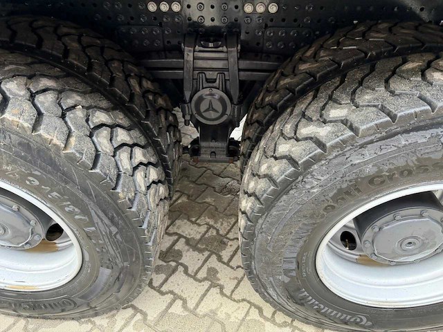 Mercedes-benz - 2025 - arocs - vrachtwagen - afbeelding 7 van  32