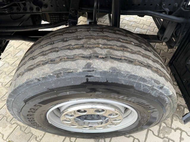 Mercedes-benz - 2025 - arocs - vrachtwagen - afbeelding 32 van  32