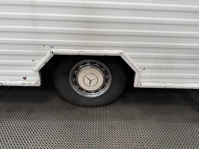 Mercedes-benz - 207 d - camper - 1977 - afbeelding 21 van  26