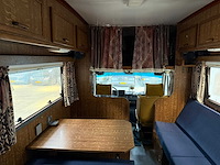 Mercedes-benz - 207 d - camper - 1977 - afbeelding 1 van  2