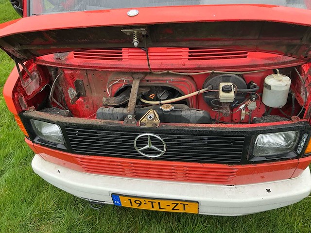 Mercedes-benz - 208 - bedrijfswagen / brandweerwagen - afbeelding 21 van  29